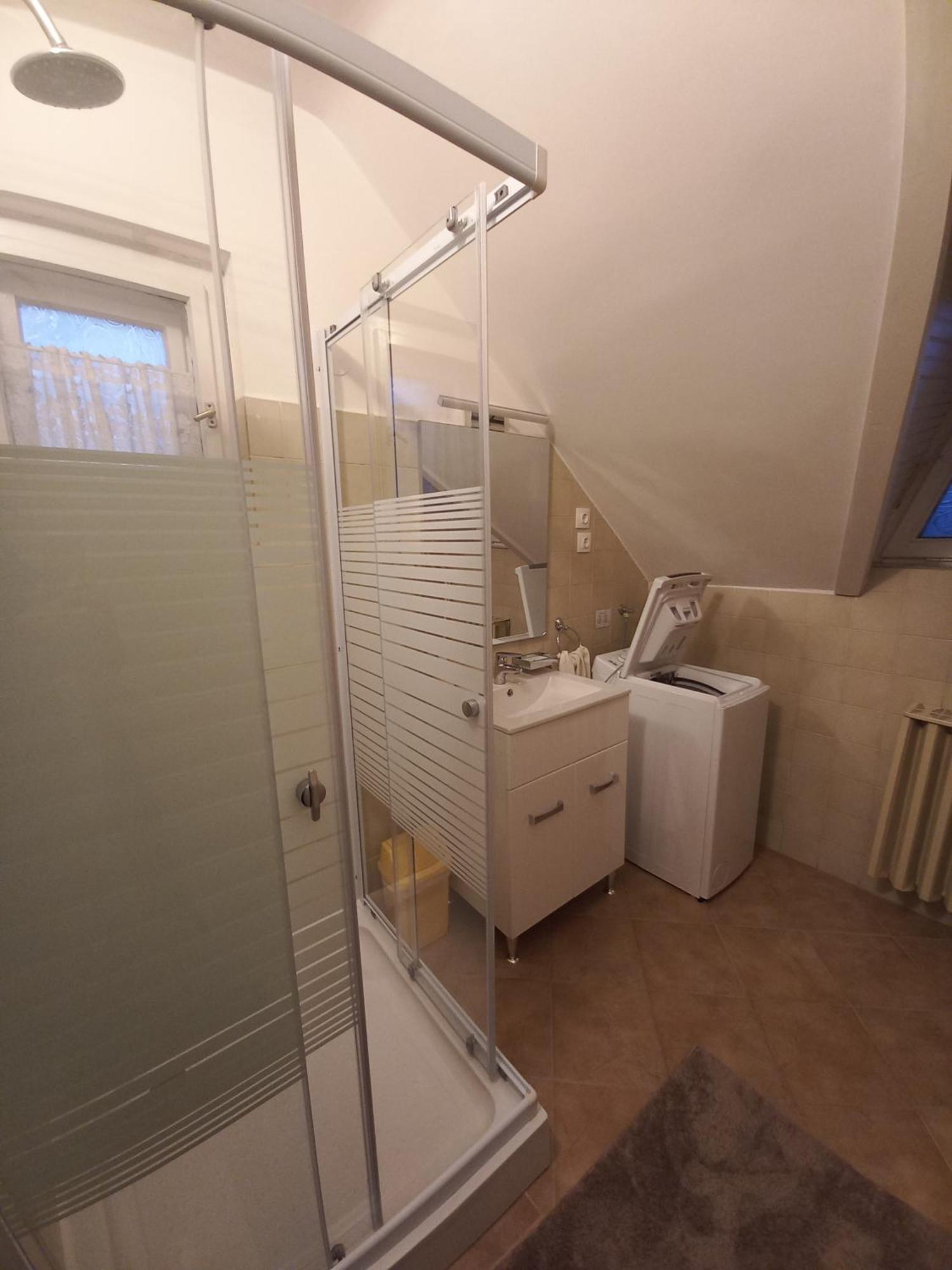 Sandor Apartman 久洛 外观 照片